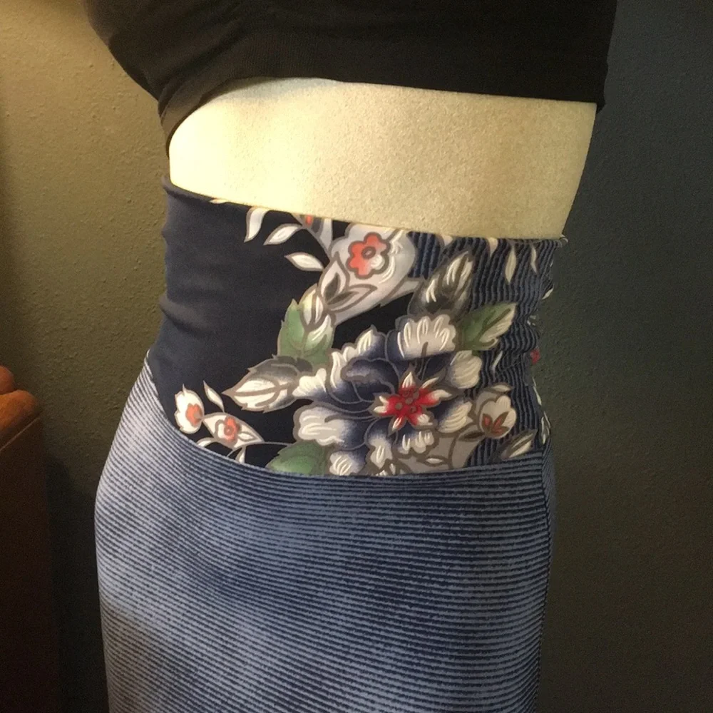 NWT Navy Floral & Stripe Maxi Skirt - Picture 7 of 8